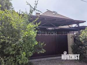 Дом 340м², 3-этажный, участок 15 сот.  