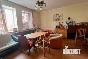 Дом 173м², 2-этажный, участок 6 сот.  