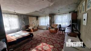 Дом 249м², 3-этажный, участок 15 сот.  
