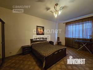 Дом 500м², 3-этажный, участок 9 сот.  