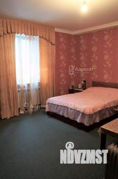Дом 241м², 2-этажный, участок 4 сот.  