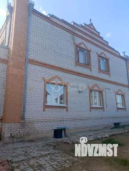 Дом 472м², 2-этажный, участок 10 сот.  