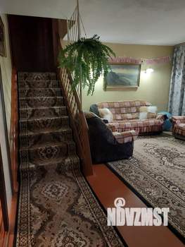 Дом 194м², 2-этажный, участок 7 сот.  