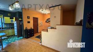 Коттедж 298м², 2-этажный, участок 6 сот.  