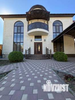 Дом 287м², 2-этажный, участок 4 сот.  