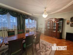 Дом 548м², 3-этажный, участок 5 сот.  