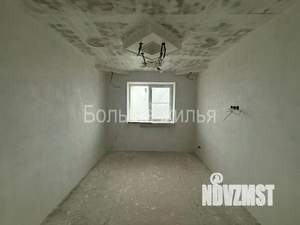 Дом 271м&sup2;, 3-этажный, участок 8 сот.  