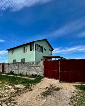Дом 184м², 2-этажный, участок 10 сот.  