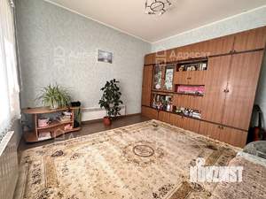 Дом 273м², 3-этажный, участок 10 сот.  