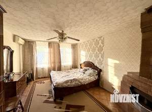 Дом 79м², 2-этажный, участок 5 сот.  