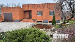 Коттедж 298м², 2-этажный, участок 6 сот.  