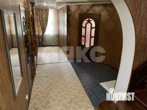Дом 174м², 2-этажный, участок 6 сот.  