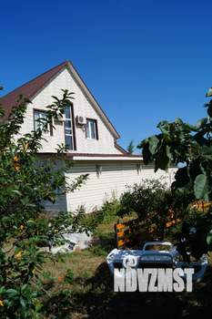 Коттедж 274м², 2-этажный, участок 15 сот.  