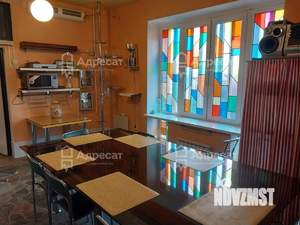 Дом 1166м², 3-этажный, участок 15 сот.  