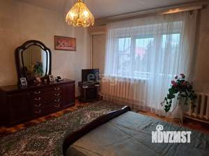 Дом 241м², 4-этажный, участок 13 сот.  