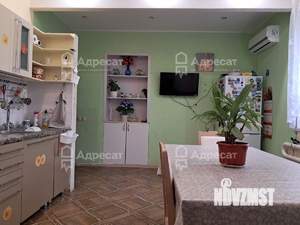 Дом 264м², 3-этажный, участок 11 сот.  