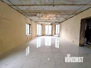 Дом 198м², 2-этажный, участок 3 сот.  