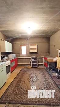 Дом 100м², 2-этажный, участок 3 сот.  