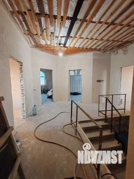 Дом 447м², 3-этажный, участок 10 сот.  