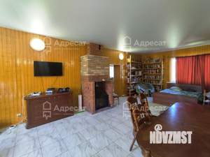 Дом 260м², 3-этажный, участок 6 сот.  