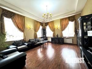 Дом 270м², 2-этажный, участок 8 сот.  