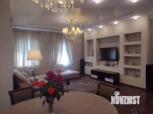 Коттедж 270м², 3-этажный, участок 6 сот.  