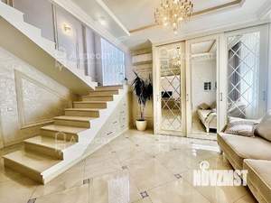 Дом 360м², 3-этажный, участок 6 сот.  