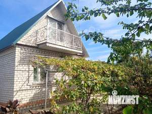 Дом 30м², 2-этажный, участок 6 сот.  