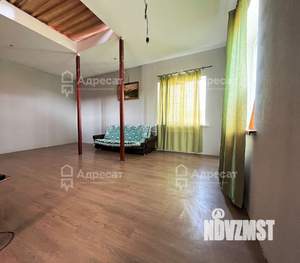 Дом 290м², 2-этажный, участок 15 сот.  