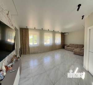 Коттедж 142м², 2-этажный, участок 5 сот.  