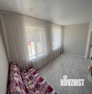 Коттедж 142м², 2-этажный, участок 5 сот.  