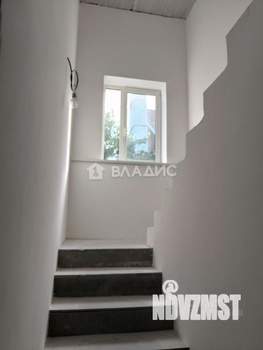 Дом 205м², 2-этажный, участок 6 сот.  