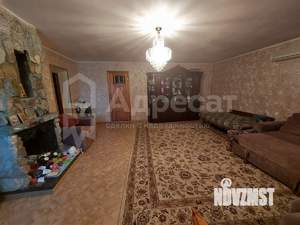 Дом 261м², 3-этажный, участок 15 сот.  