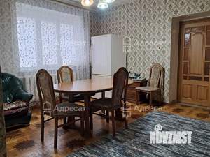 Дом 241м², 3-этажный, участок 13 сот.  