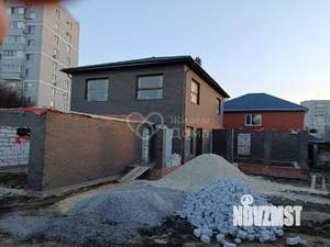 Дом 200м&sup2;, 2-этажный, участок 9 сот.  