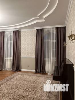 Дом 373м², 2-этажный, участок 6 сот.  