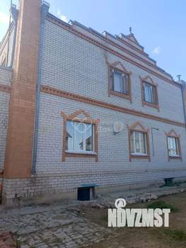 Дом 472м², 2-этажный, участок 10 сот.  