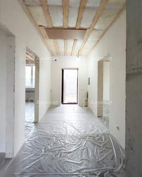 Дом 93м², 1-этажный, участок 4 сот.  