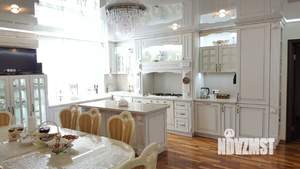 Коттедж 370м², 2-этажный, участок 8 сот.  