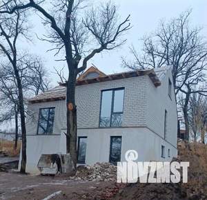 Дом 210м², 3-этажный, участок 5 сот.  
