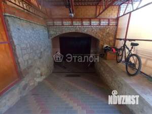 Коттедж 292м², 3-этажный, участок 11 сот.  