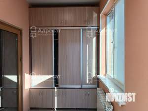 Дом 100м², 2-этажный, участок 6 сот.  