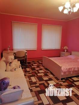 Коттедж 185м², 3-этажный, участок 10 сот.  