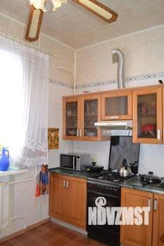 Дом 274м², 3-этажный, участок 8 сот.  