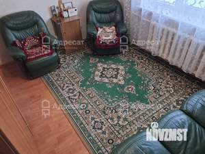 Дом 241м², 3-этажный, участок 13 сот.  