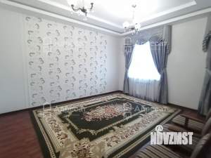 Дом 318м², 3-этажный, участок 5 сот.  