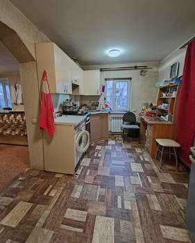 Дом 49м&sup2;, 2-этажный, участок 9 сот.  