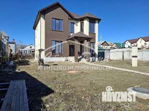 Коттедж 178м², 2-этажный, участок 6 сот.  