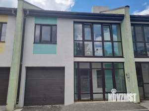 Таунхаус 142м², 3-этажный, участок 1551 сот.  