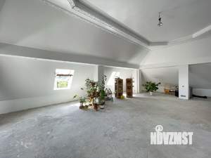 Дом 248м², 3-этажный, участок 6 сот.  